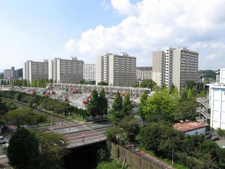 鈴木